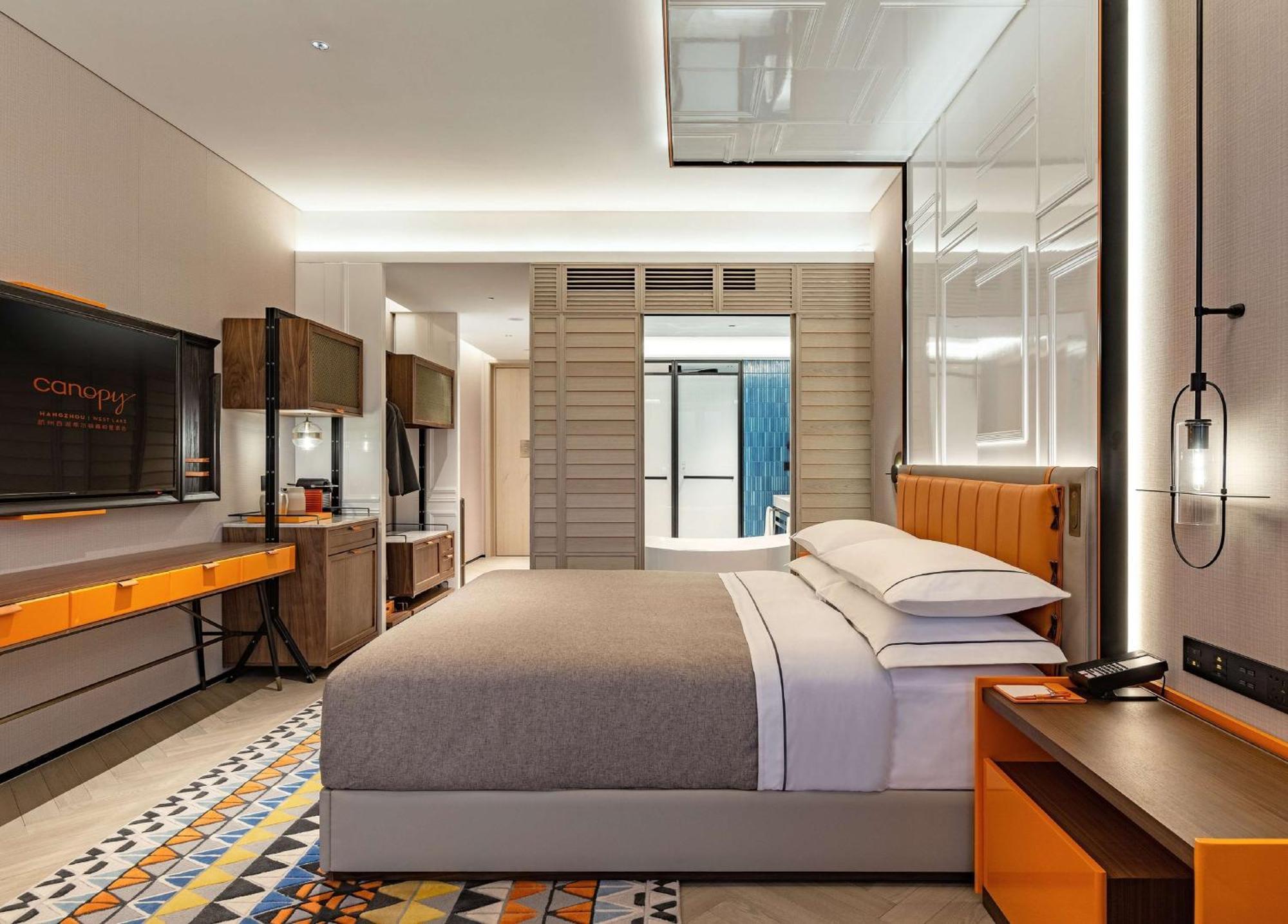 Hotel Canopy By Hilton West 4*