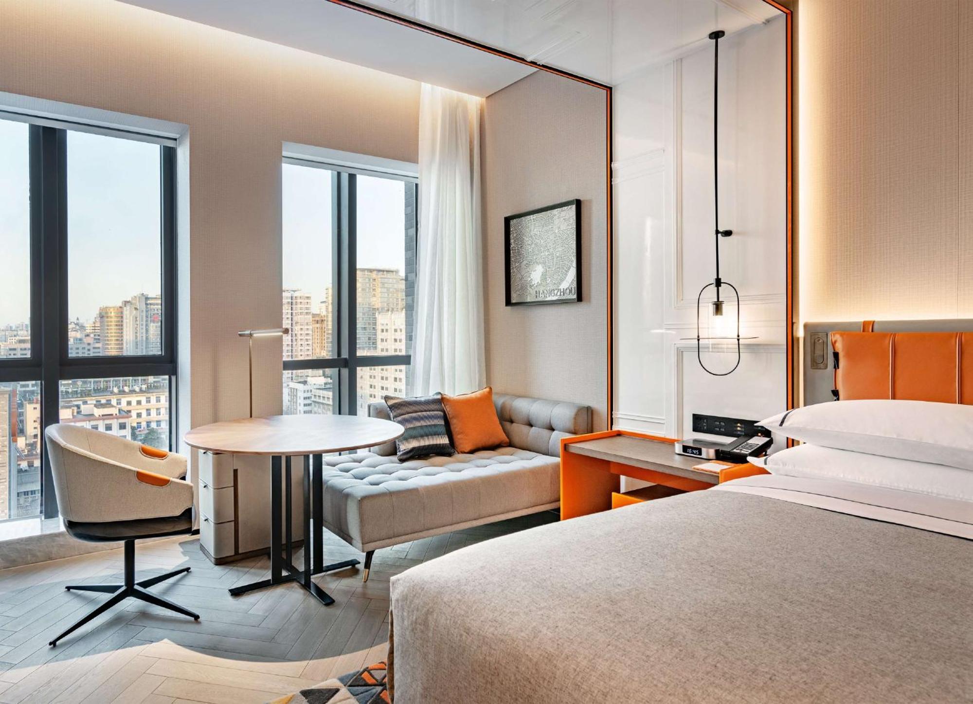 Hotel Canopy By Hilton West 4*